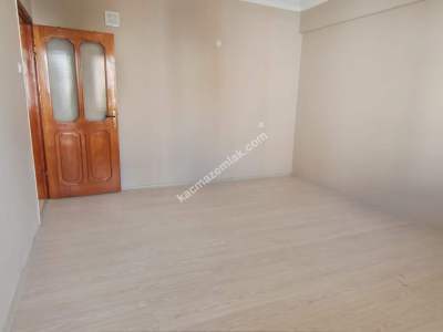 Kaçmaz Emlaktan Derince Yenikentte Kiralık 3+1 Daire 9