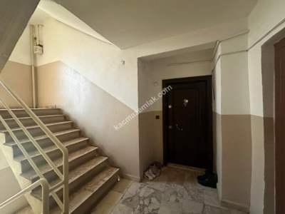 Gebze Yenikent'te Site İçerisinde Oldukça Geniş Kiralı 26