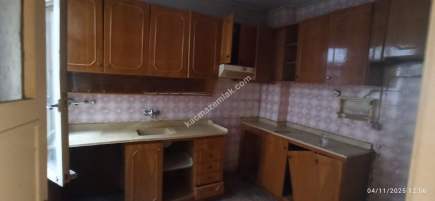 Mersin Akdeniz Kültür Mh Kiralık 3+1 Daire 3