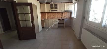 Mersin Yenişehir Palmiye Mh Kiralık 3+1 Doğalgaz Kombil 14