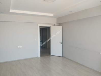 Siirt Ekinci Royal Park Sitesi Kiralık 4+1 Daire 35