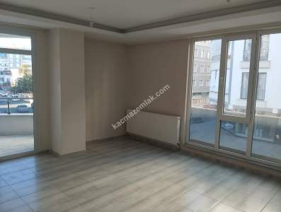 Siirt Gençlik Merkezi Yanı Kiralık 3+1 Daire 3