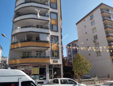 Siirt Gençlik Merkezi Yanı Kiralık 3+1 Daire 1