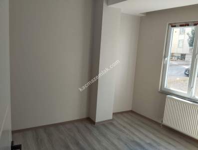 Siirt Kooperatif Mah. Uzun Park Yanı Kiralık 1+1 Daire 20