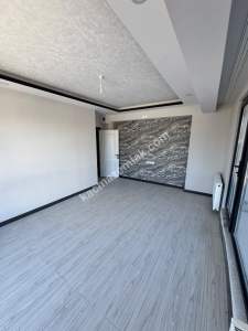 Gerze Atatürk Mahallesinde Kiralık 3+1 Daire 2