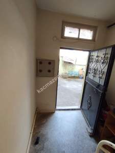 Sivas Kiralık Daire-Bahtiyar Bostan Mah. 2+1 Giriş Kat 3