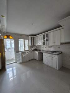 Sivas Merkez Hikmet Işık Cad. 4+1 Kiralık Daire 12