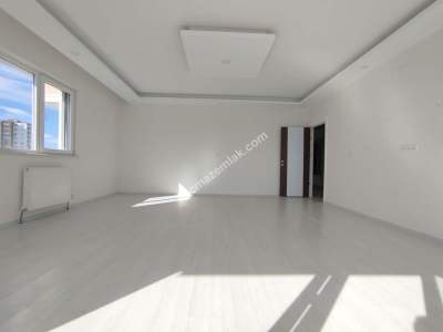 Sivas Kiralık Daire-Eğriköprü Mah 3+1 145M2 Güney Cephe 16