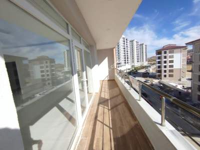 Sivas Kiralık Daire-Eğriköprü Mah 3+1 145M2 Güney Cephe 15