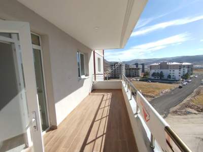 Sivas Kiralık Daire-Eğriköprü Mah 3+1 145M2 Güney Cephe 2