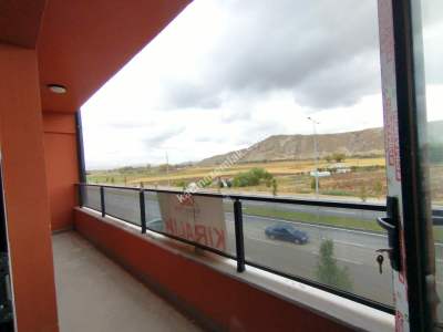 Sivas Kiralık Daire Lokman Hekim Cad Üzeri 1+1 8