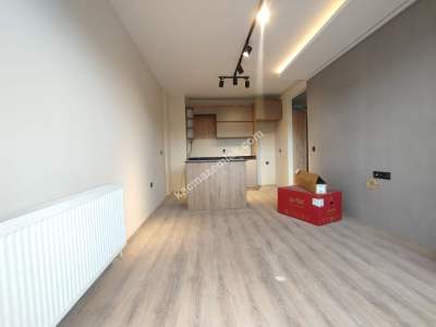 Sivas Kiralık Daire Lokman Hekim Cad Üzeri 1+1 9