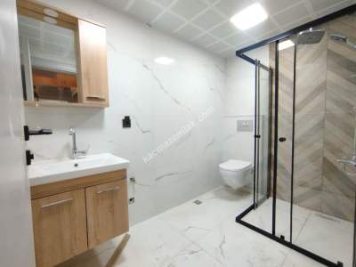 Sivas Kiralık Daire Kardeşler Mah. Hastane Çevresi 1+1 17