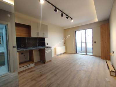 Sivas Kiralık Daire Kardeşler Mah. Hastane Çevresi 1+1 7