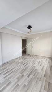 Sivas Merkez Kılavuz Mah. Kiralık 3+1 Daire 13