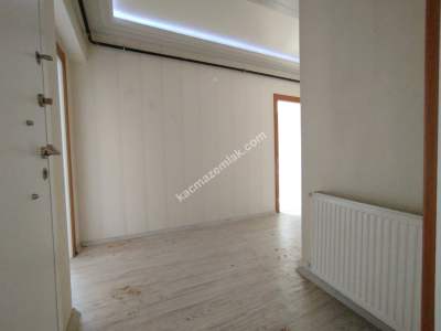 Sivas Kiralık Daire Mehmetakifersoy Mah 3+1 130M2 4