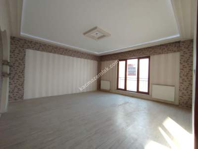 Sivas Kiralık Daire Mehmetakifersoy Mah 3+1 130M2 6