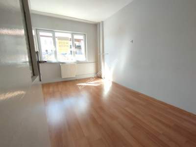 Sivas Kiralık Daire- Mevlana Mah. 2+1 100M2 17