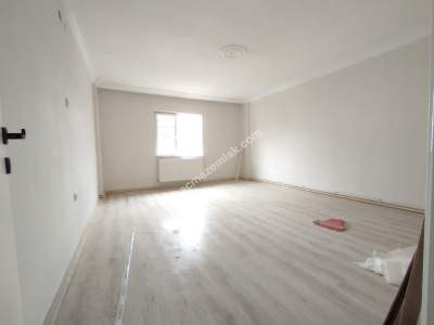 Sivas Kiralık Daire- Selçuklu Mah. 3+1 125M2 11