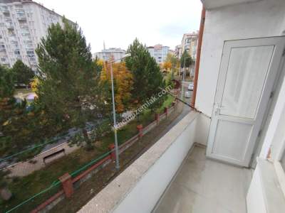 Sivas Kiralık Daire- Selçuklu Mah. 3+1 125M2 17