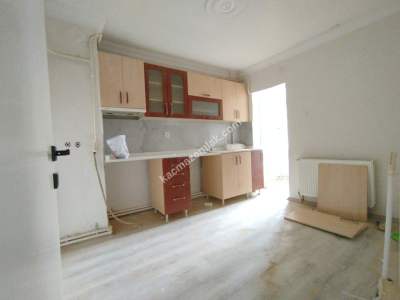 Sivas Kiralık Daire- Selçuklu Mah. 3+1 125M2 3