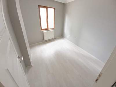 Trabzon Akçaabat Dürbinar'da Memura Kiralık Daire 10