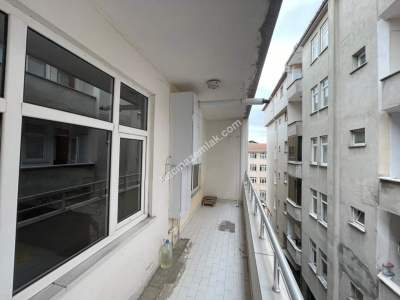 Araklı Merkezde Kiralık 3+1 Uygun Fiyatlı Daire 7