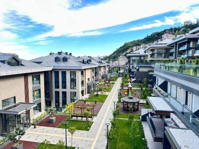 Trabzon Çömlekçi Toki Konutlarında Kiralık Bahçe Katı 2