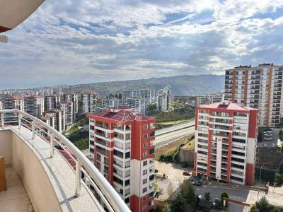 Trabzon Çukurcayırda Kiralık Site İçinde Daire 21