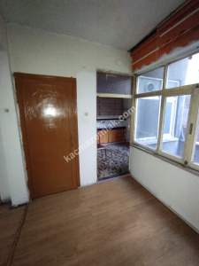 Meydan Tanjant Aralığında Kiralık 80M2 Sobalı Daire, 11