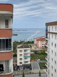 Yomra Merkezde Kiralık 1+1Daire 3