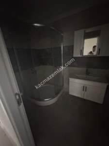 Trabzon Yomra Sancak Mahallesi'nde Ferah 3+1 Kiralık 15