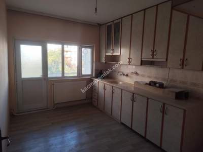 Uşak Eşme Şehitalibey Mah. Kiralık Daire 5