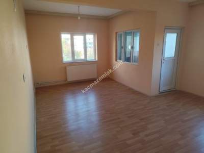 Uşak Eşme Şehitalibey Mah. Kiralık Daire 7