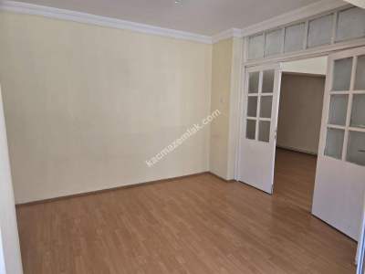 Zonguldak Bahçelievler Mah. Kiralık 2+1 Daire 2