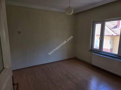 Zonguldak Bahçelievler Mah. Kiralık 2+1 Daire 6