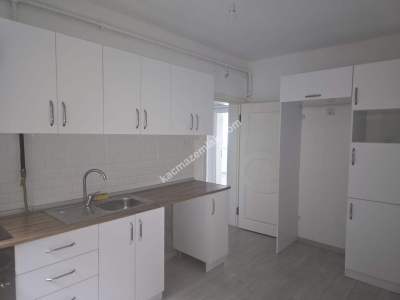 Bahçelievler Mahallesinde 3+1 Kiralık Daire 14