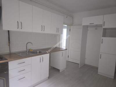 Bahçelievler Mahallesinde 3+1 Kiralık Daire 2