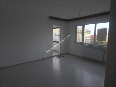 Bahçelievler Mahallesinde 3+1 Kiralık Daire 5