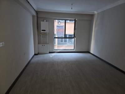 Zonguldak Çarşı Merkezde Kiralık 1+1 Daire 2