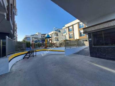 Antalya Güzeloba'da Dubleks 4+1 Kiralık Daire 25