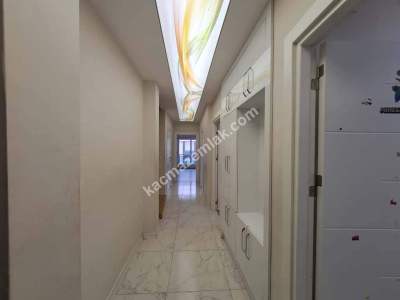 Antalya Güzeloba'da Dubleks 4+1 Kiralık Daire 22