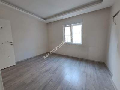 Antalya Güzeloba'da Dubleks 4+1 Kiralık Daire 33