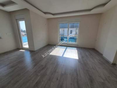 Antalya Güzeloba'da Dubleks 4+1 Kiralık Daire 8