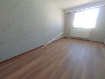 Nilüfer Akçalar Mh Kiralık Site İçi 180 M² Dubleks 5