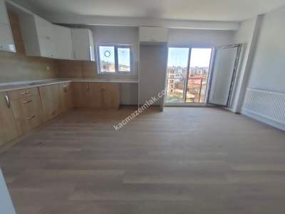 Nilüfer Akçalar Mh Kiralık Site İçi 180 M² Dubleks 2