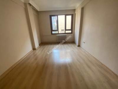 Bostancı Sahilde Deniz Manzaralı 3+2 Dubleks 12