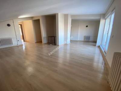 Bostancı Sahilde Deniz Manzaralı 3+2 Dubleks 37