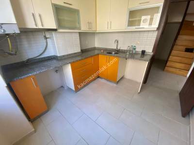 Bostancı Sahilde Deniz Manzaralı 3+2 Dubleks 3