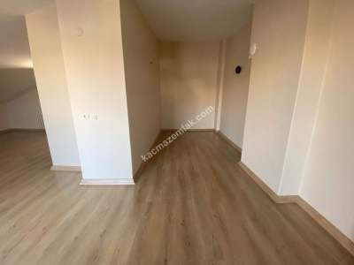 Bostancı Sahilde Deniz Manzaralı 3+2 Dubleks 13